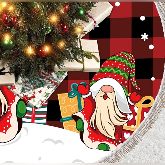 Christmas Gnomes Tree Skirt on Buffalo Plaid w Fringes Red Black Flannel 4&” NEW - Picture 6 of 7